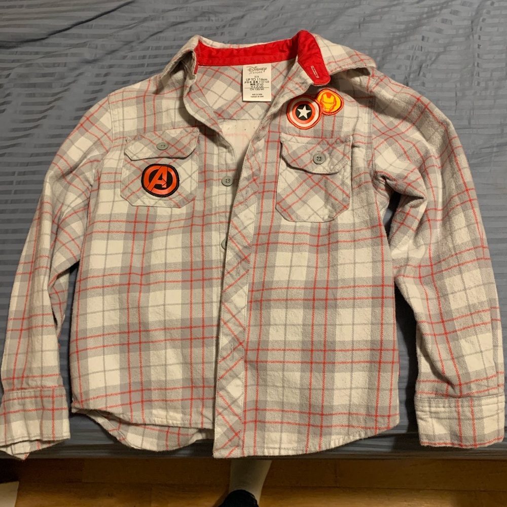 Boys Marvel shirt